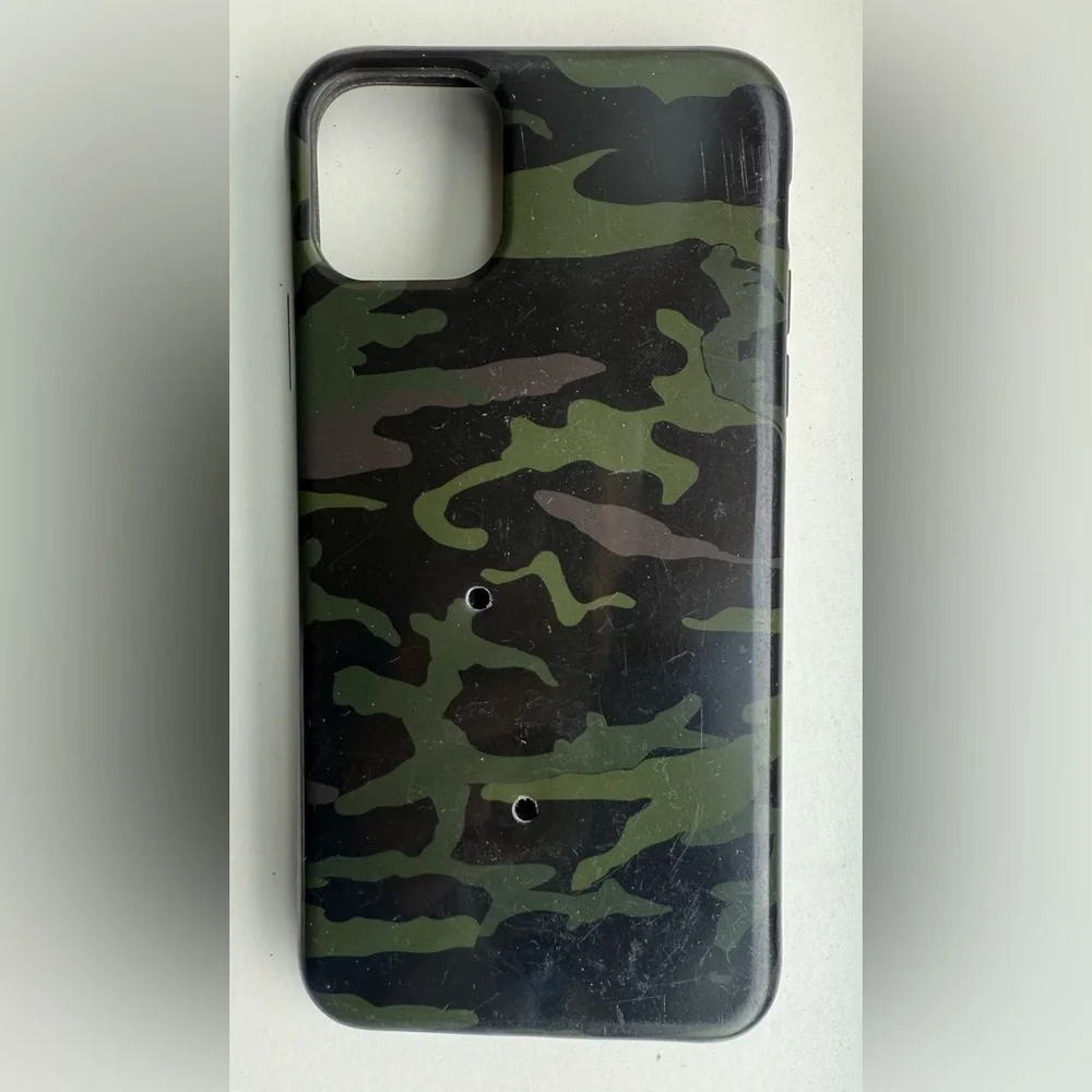 Loopy Case RIGHTY Camo IPhone 11 PRO MAX Green and Black Phone Case